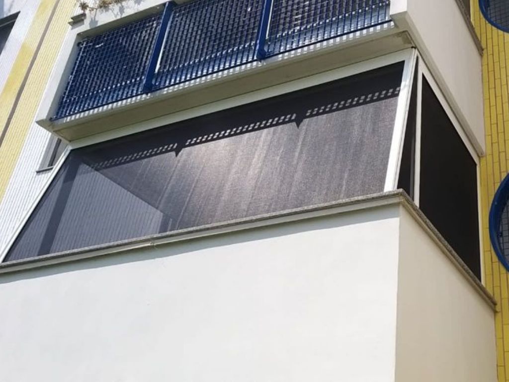 Zanzariere K-Zip con rete Tuff Screen nera - 1